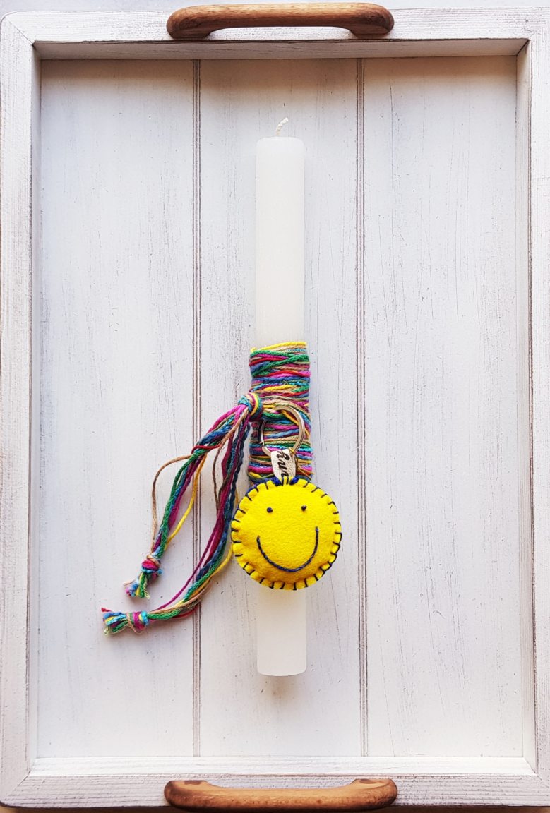 Easter candle with hand-embroidered yellow keychain happy face