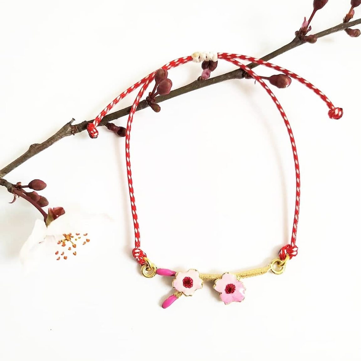 Bracelet "martis" aux fleurs d'amandier