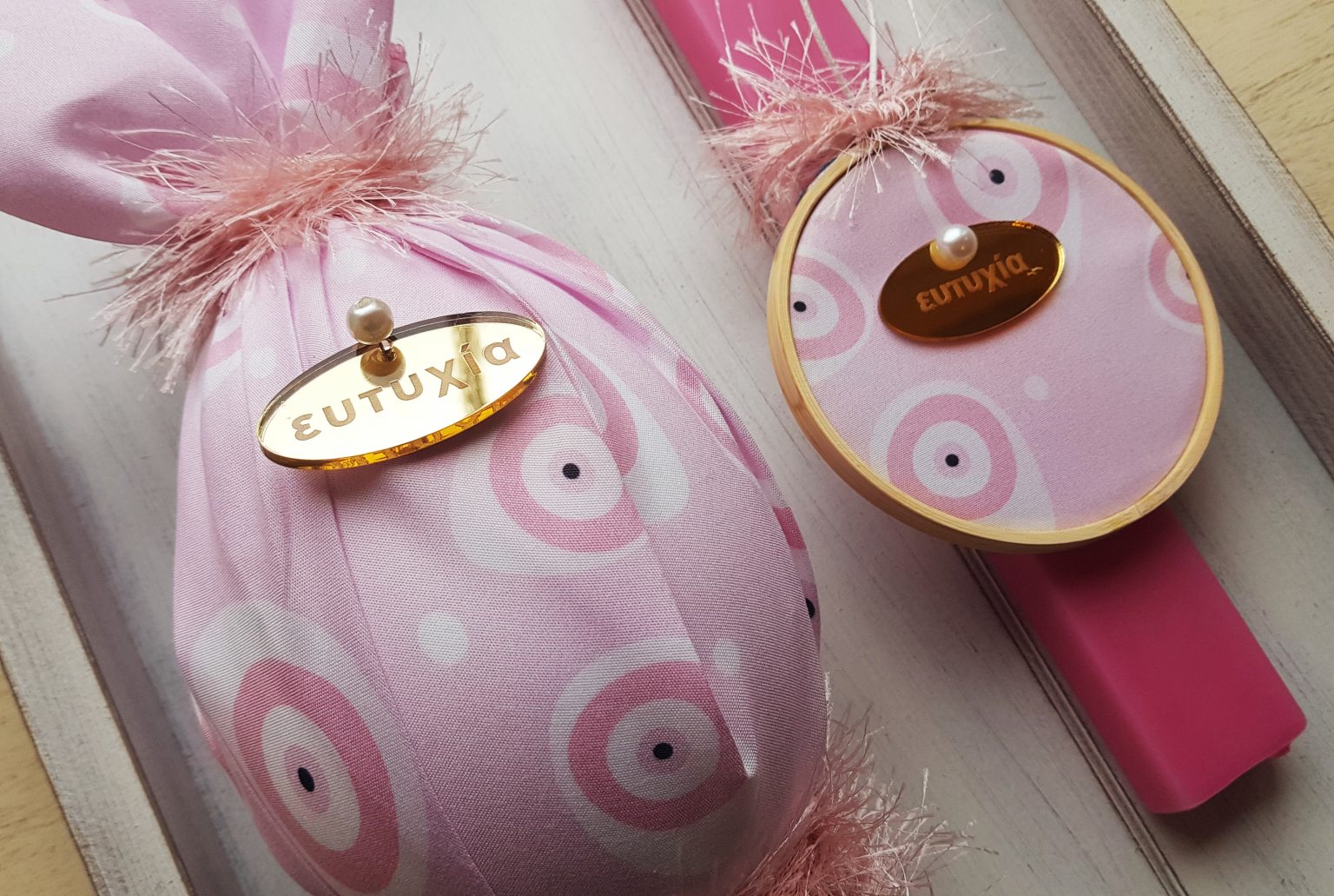 Handmade Easter candle & decorative Easter egg (pink eye)