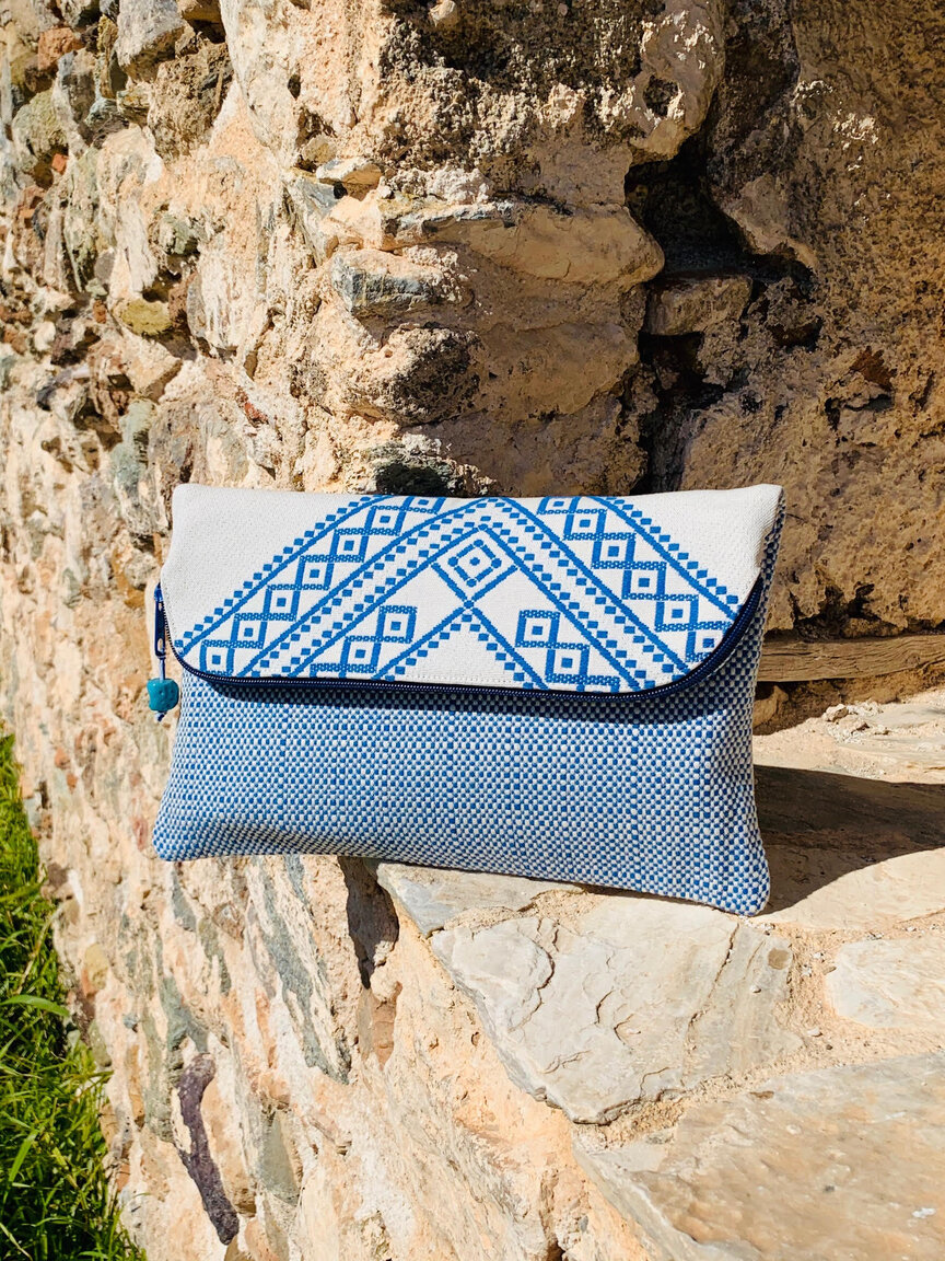 "Greek Βlue" clutch