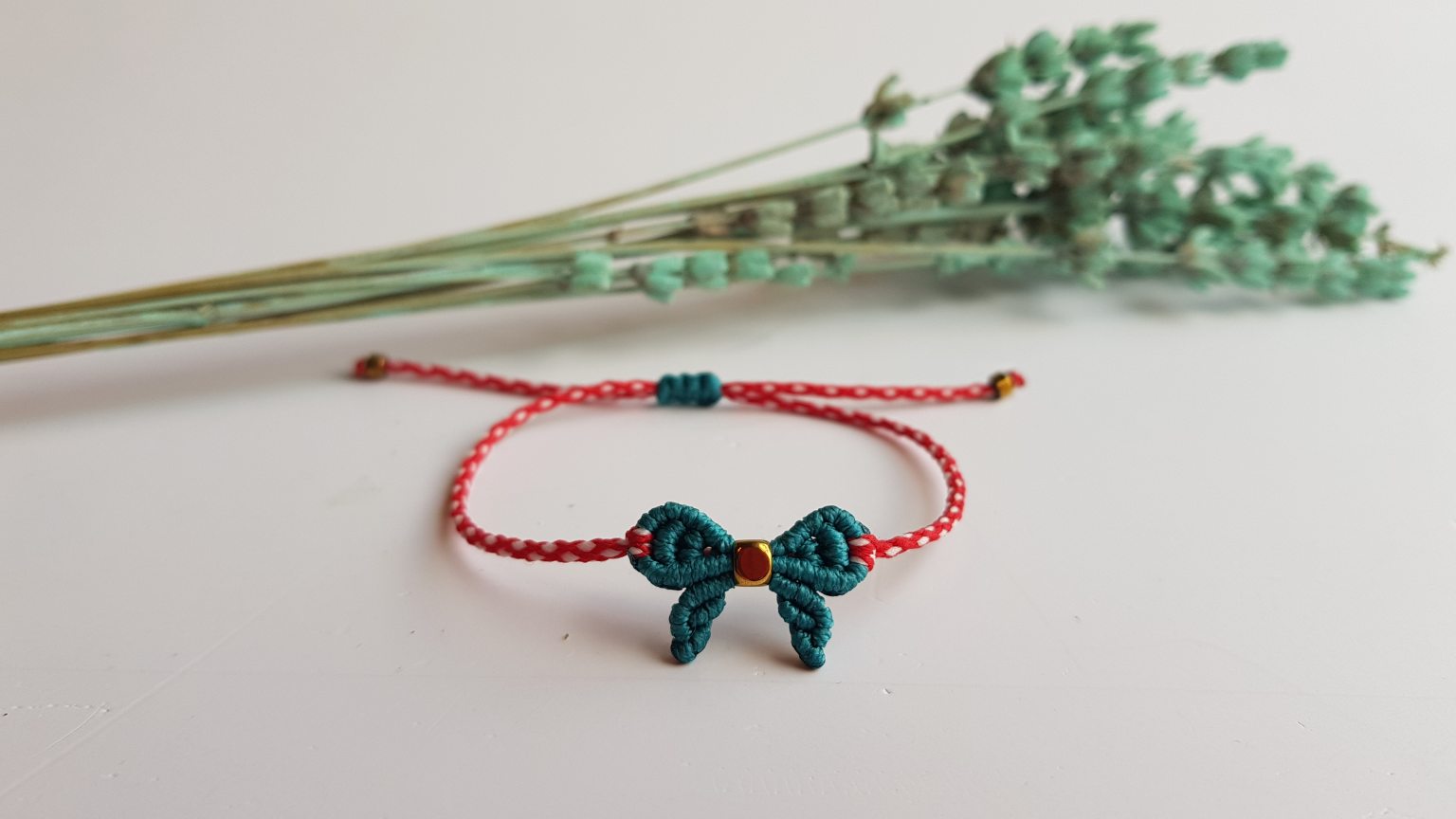 Macramé martis small bow bracelet