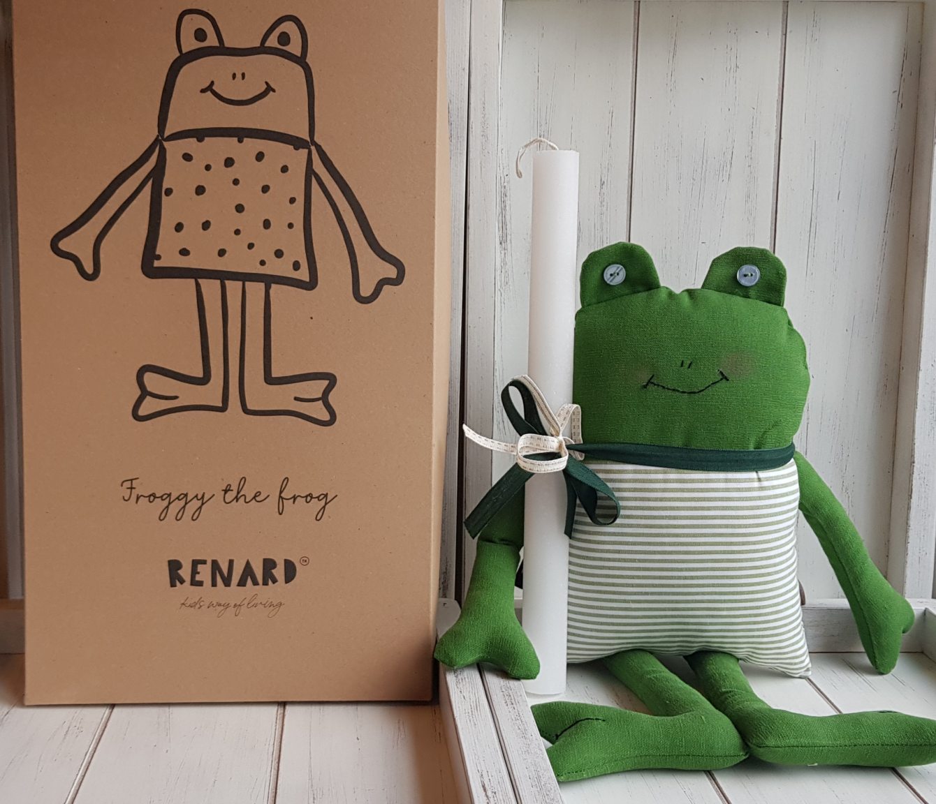 Handmade Easter candle frog