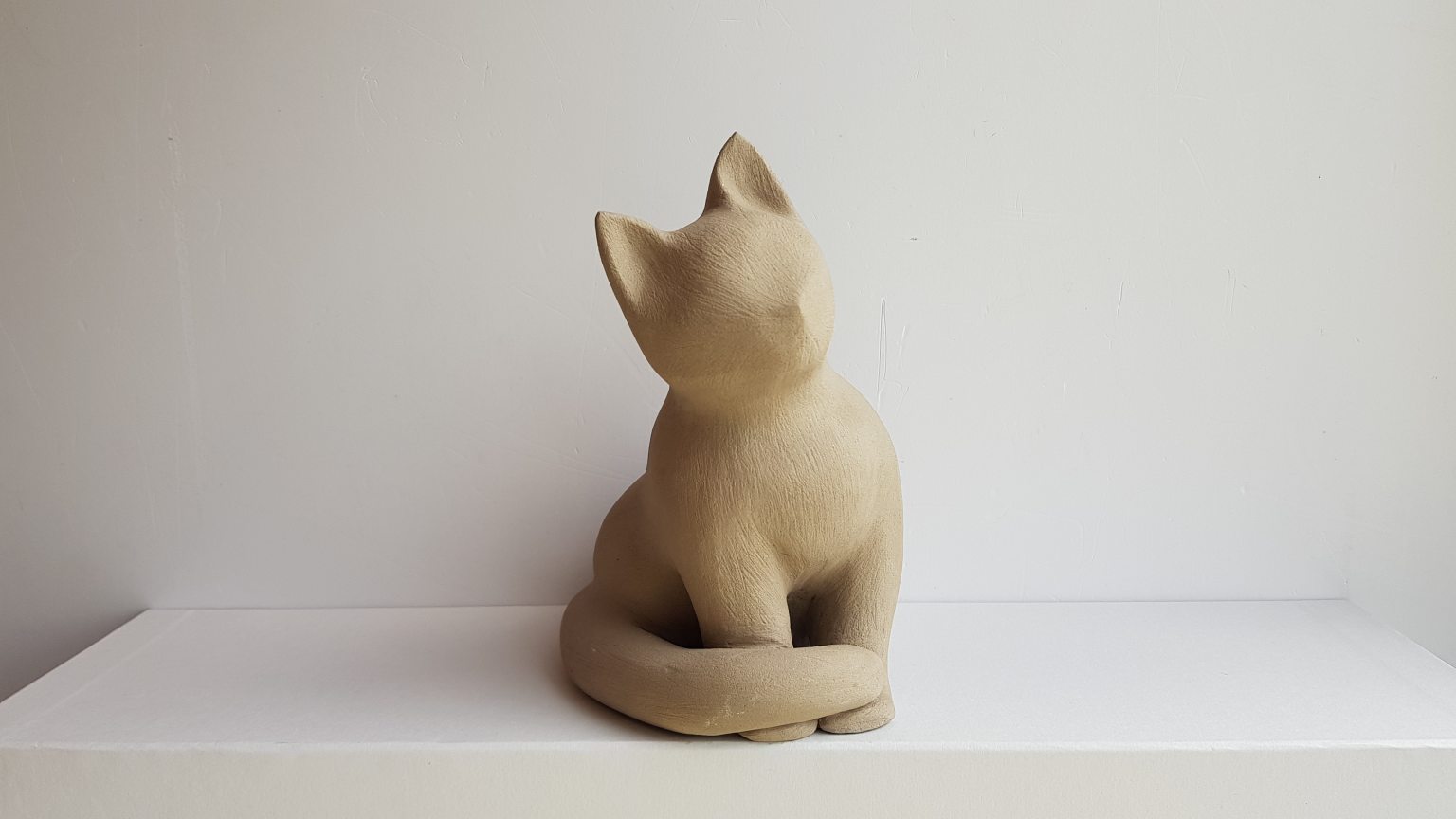 Ceramic sitting cat 