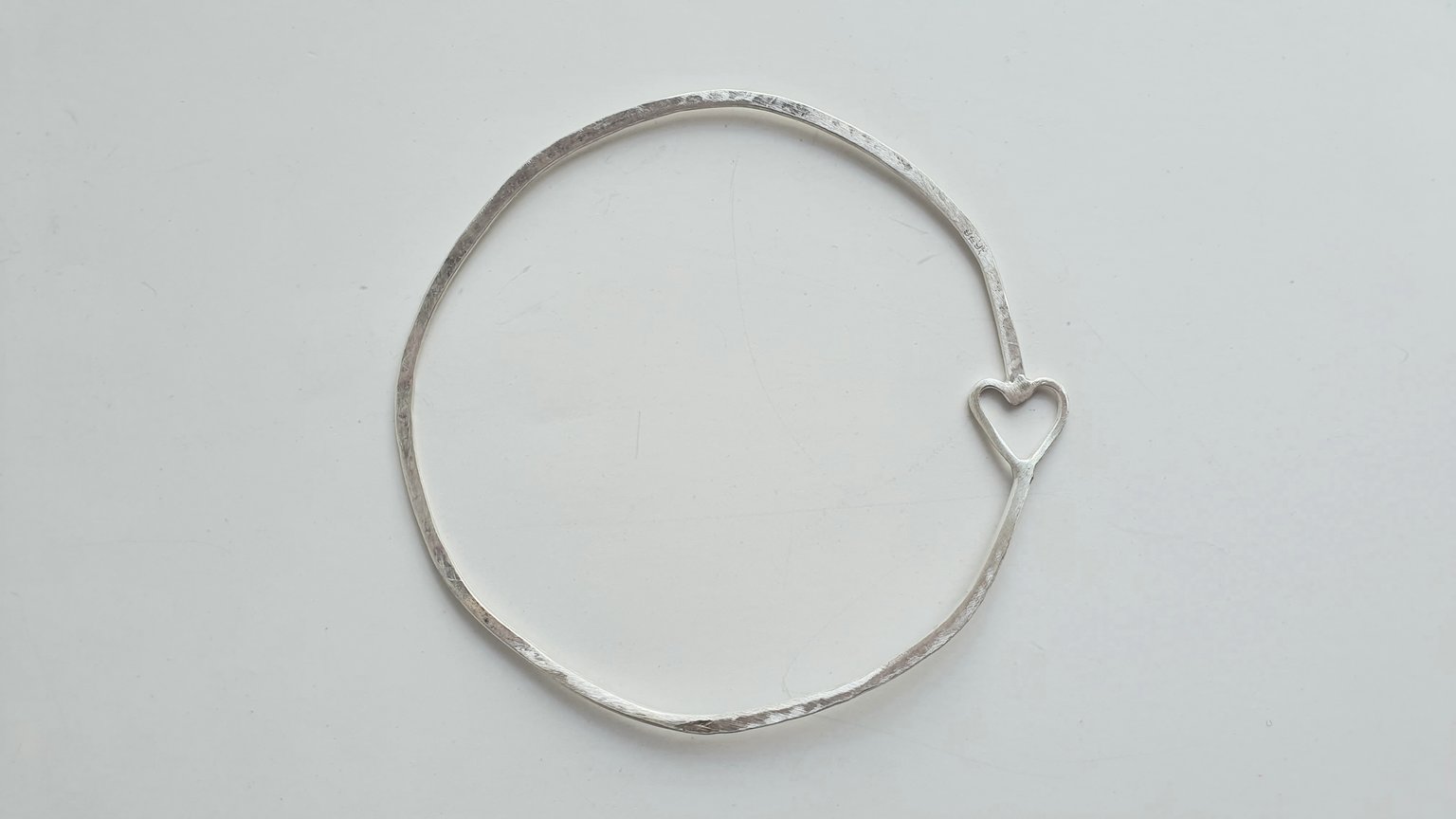 Silver heart bracelet 