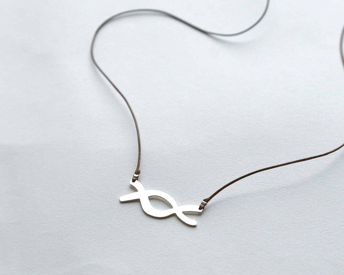 Silver-plated "XX" necklace