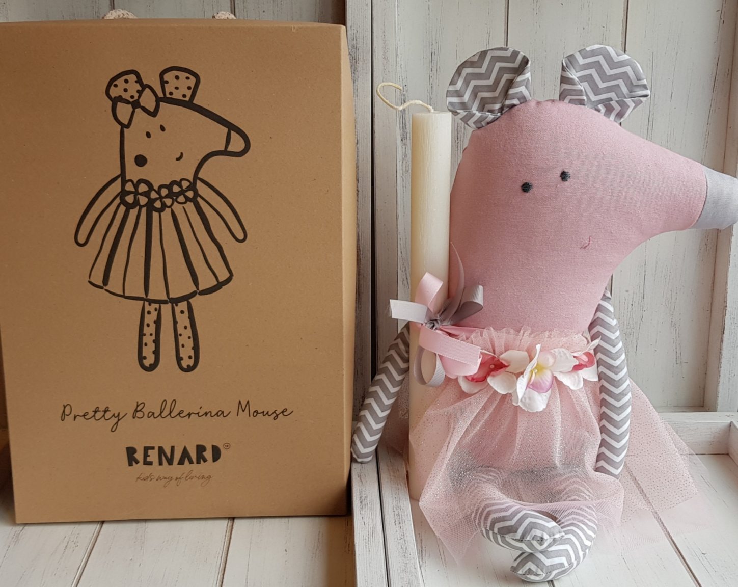 Handmade Easter candle pink mouse