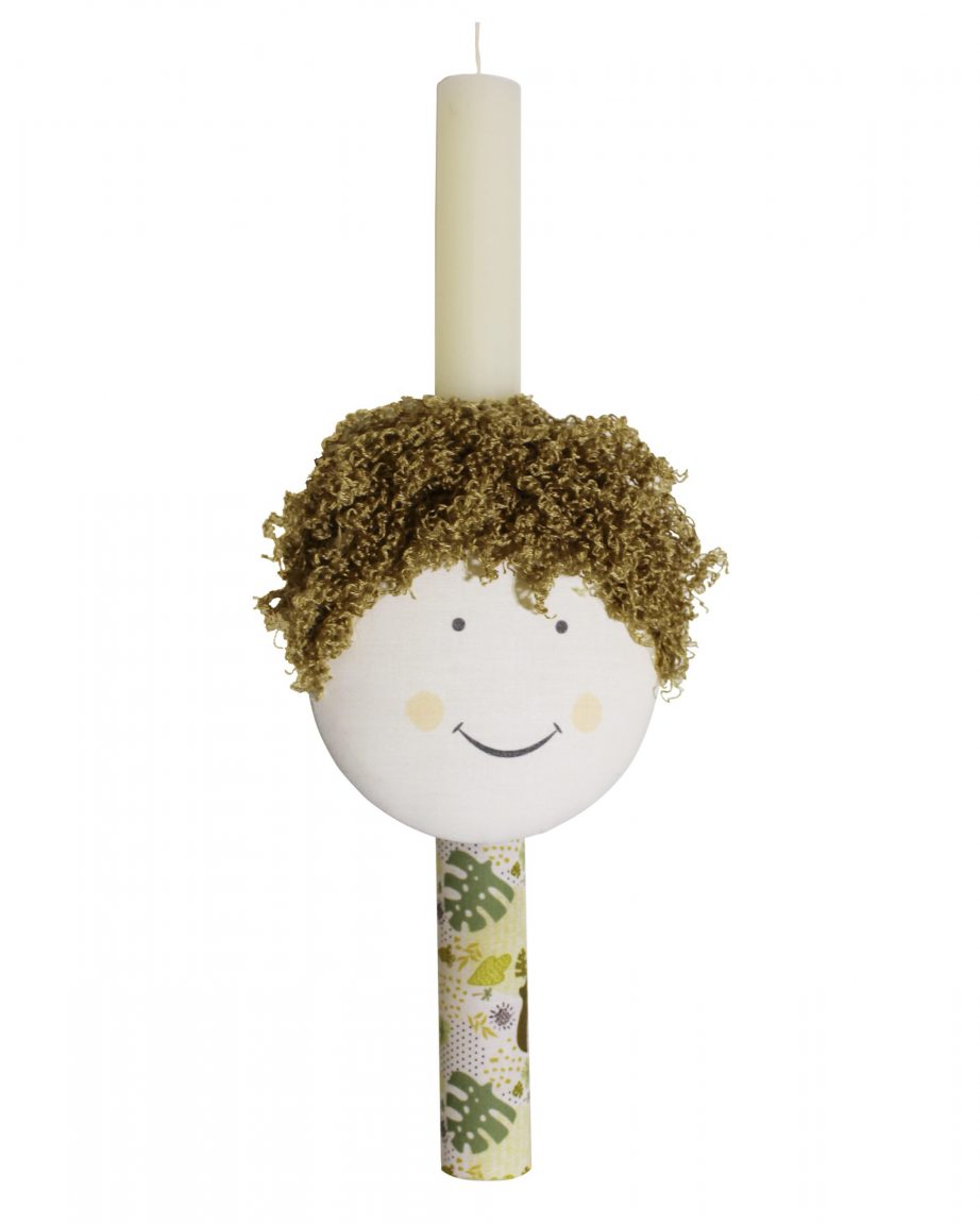 Bougie traditionelle de Pâques avec explorateur