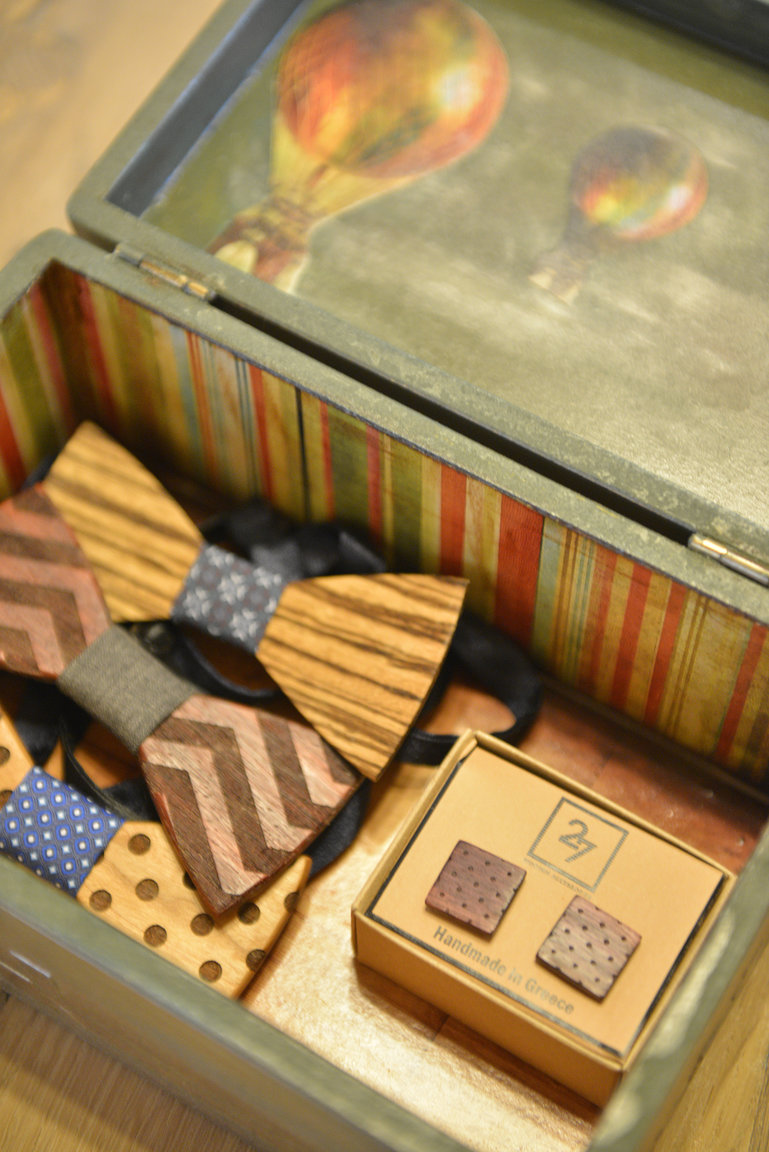 Wooden Box with hot air balloons