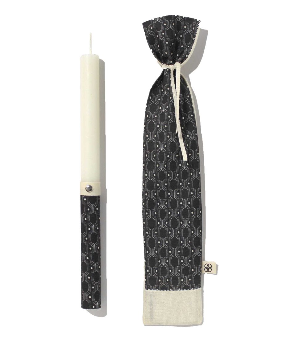 Xειροποίητη λαμπάδα με πουγκί μαύρη 