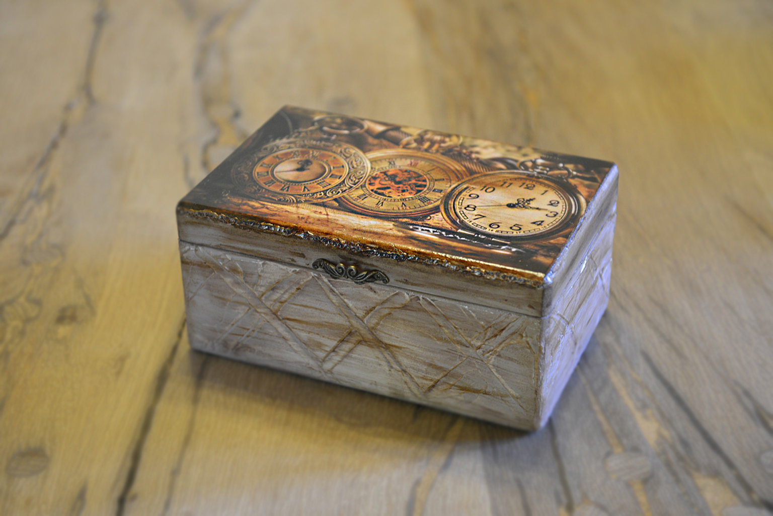 Wooden box with old watches