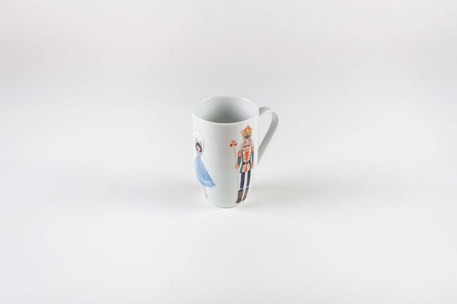 Grande tasse en porcelaine sur le thème du ballet