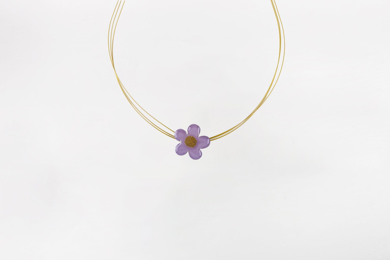 Collier avec marguerite fleur