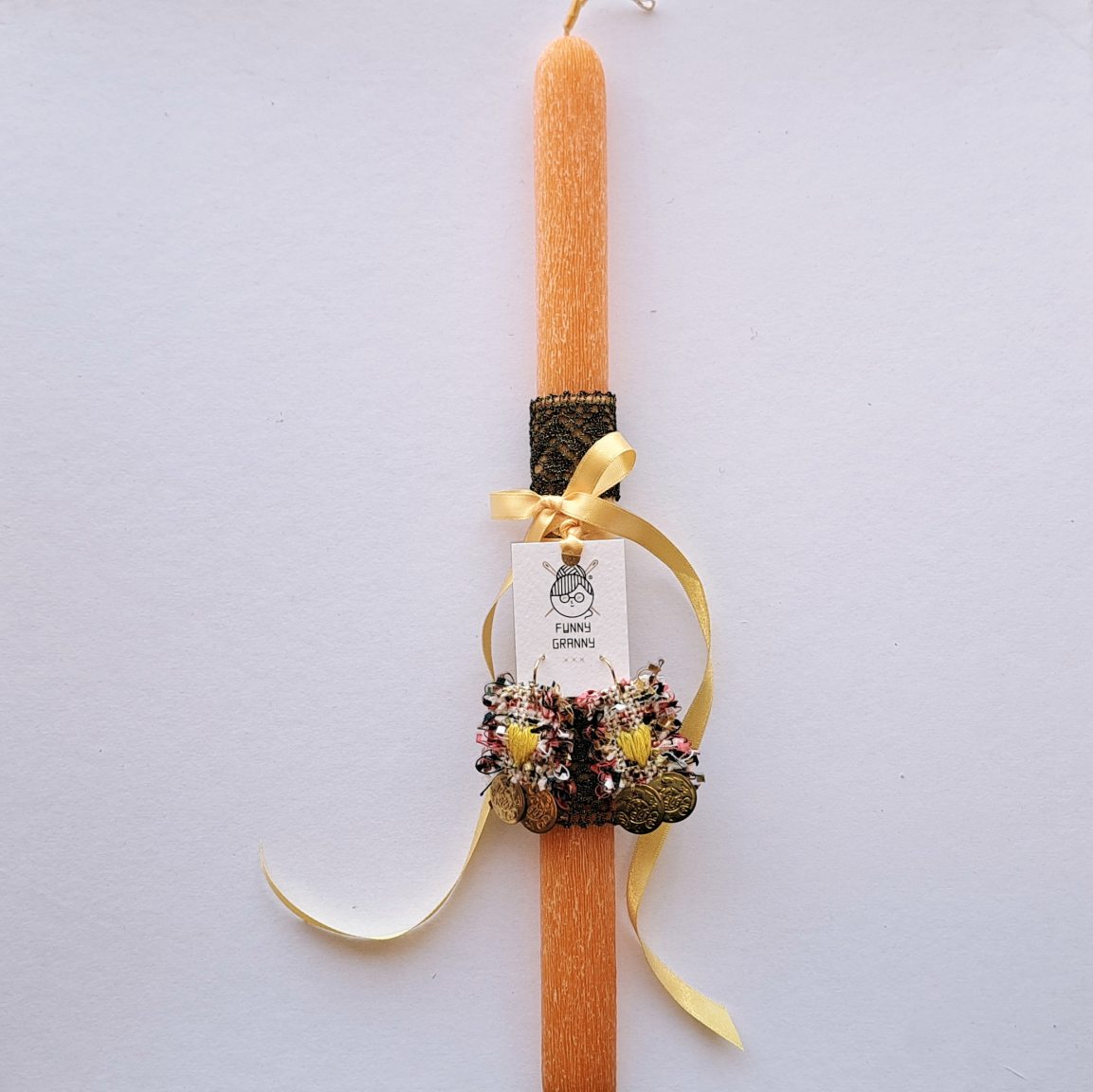 Cierge avec boucles d'oreilles « Cœur » faites à la main