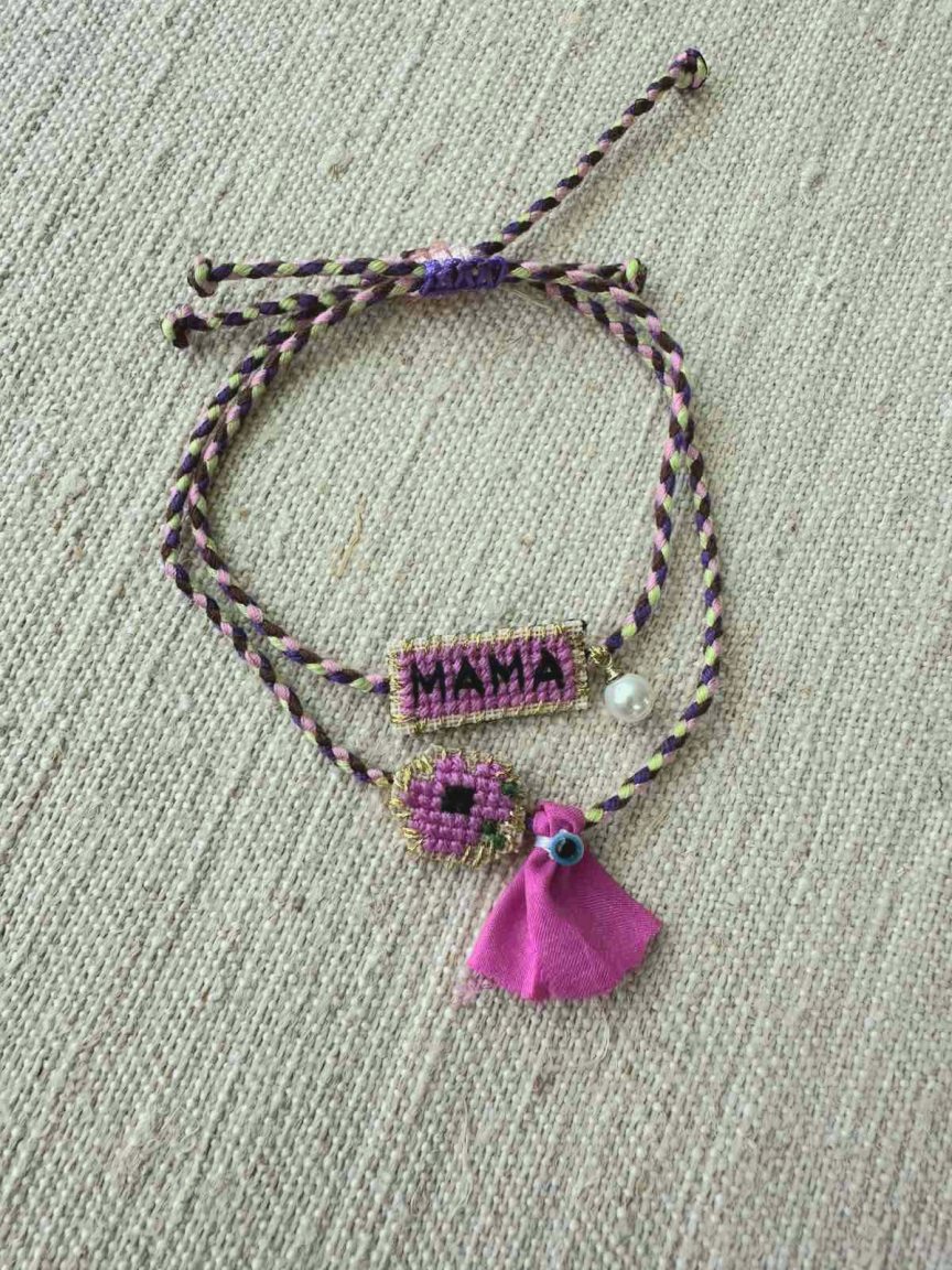Handmade pink bracelet "ΜΑΜΑ" 