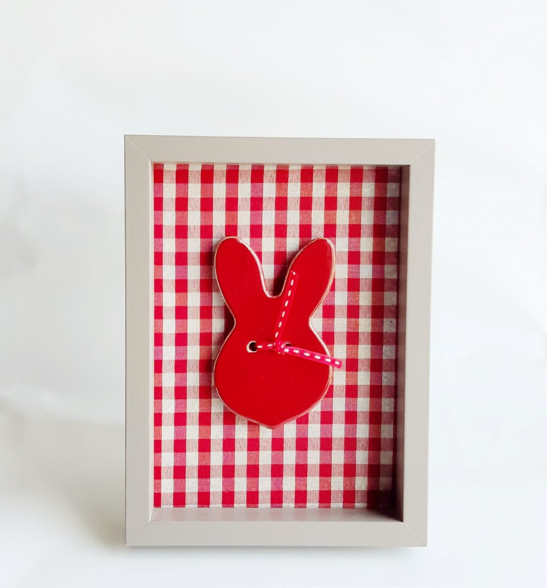 Medium frame with bunny