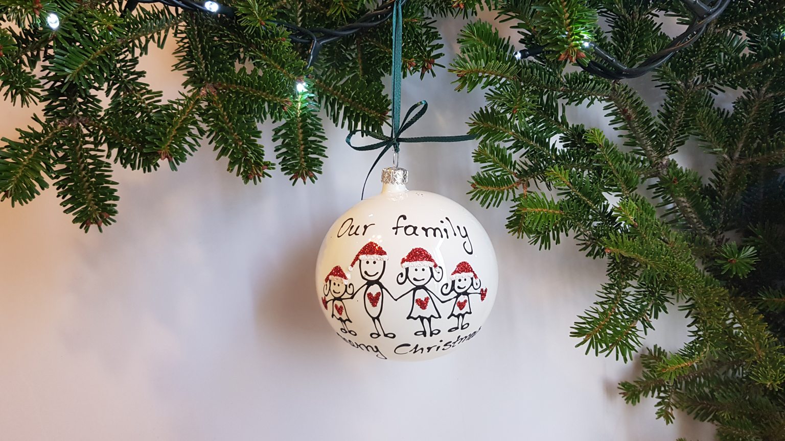Large hand-blown bauble with family (2 girls)