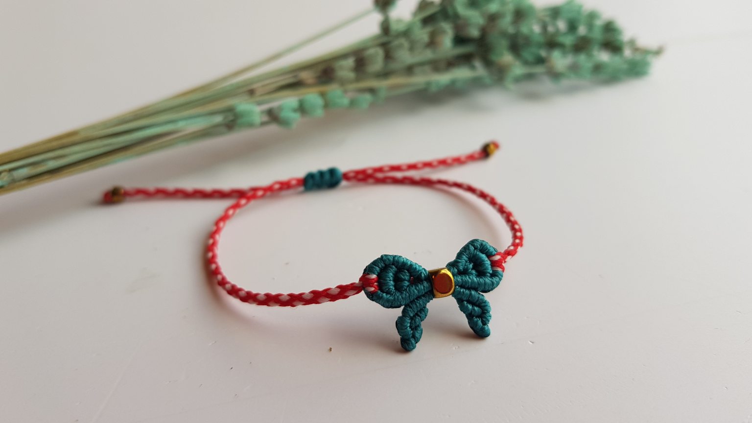 Macramé martis small bow bracelet