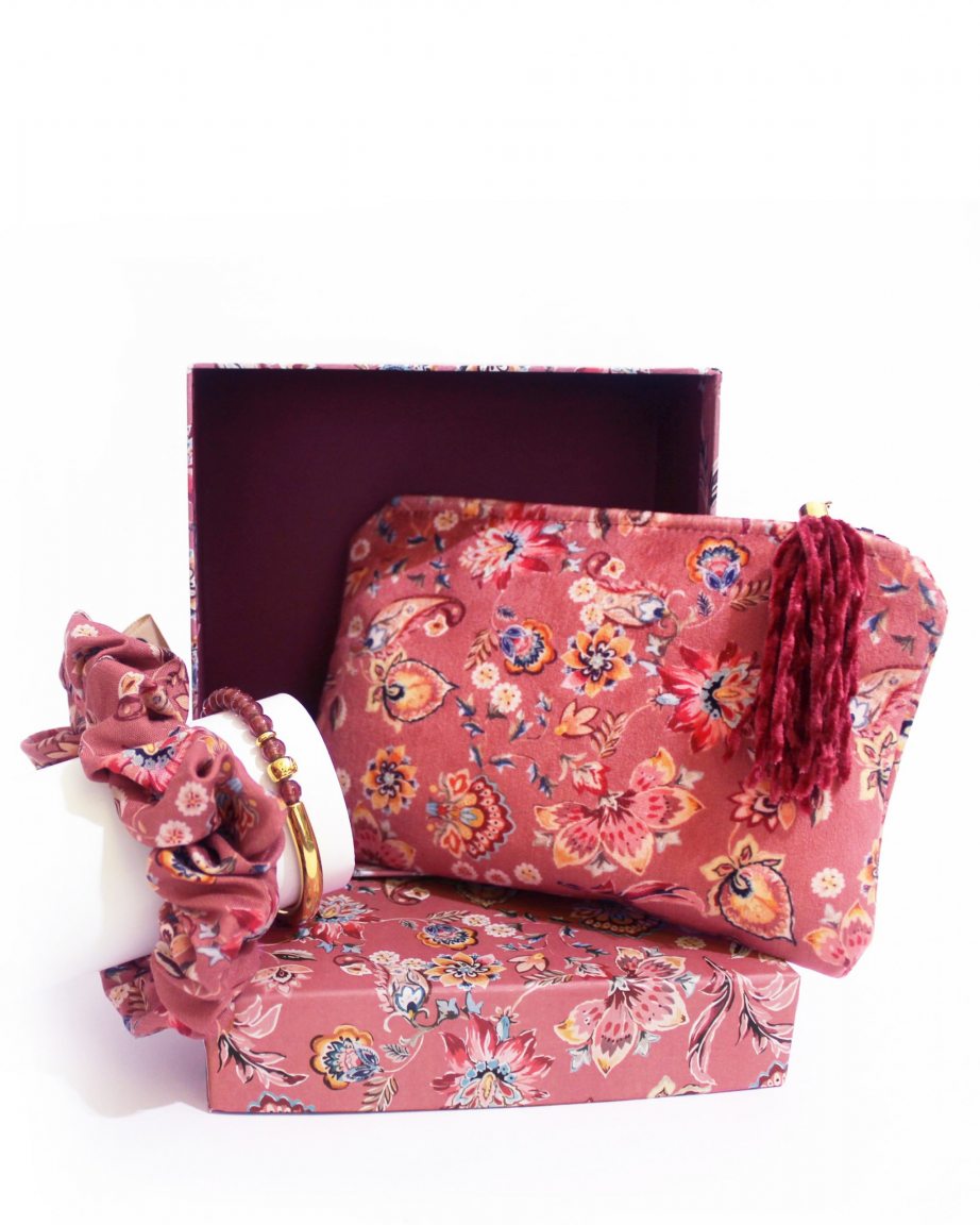"Romantic florals"