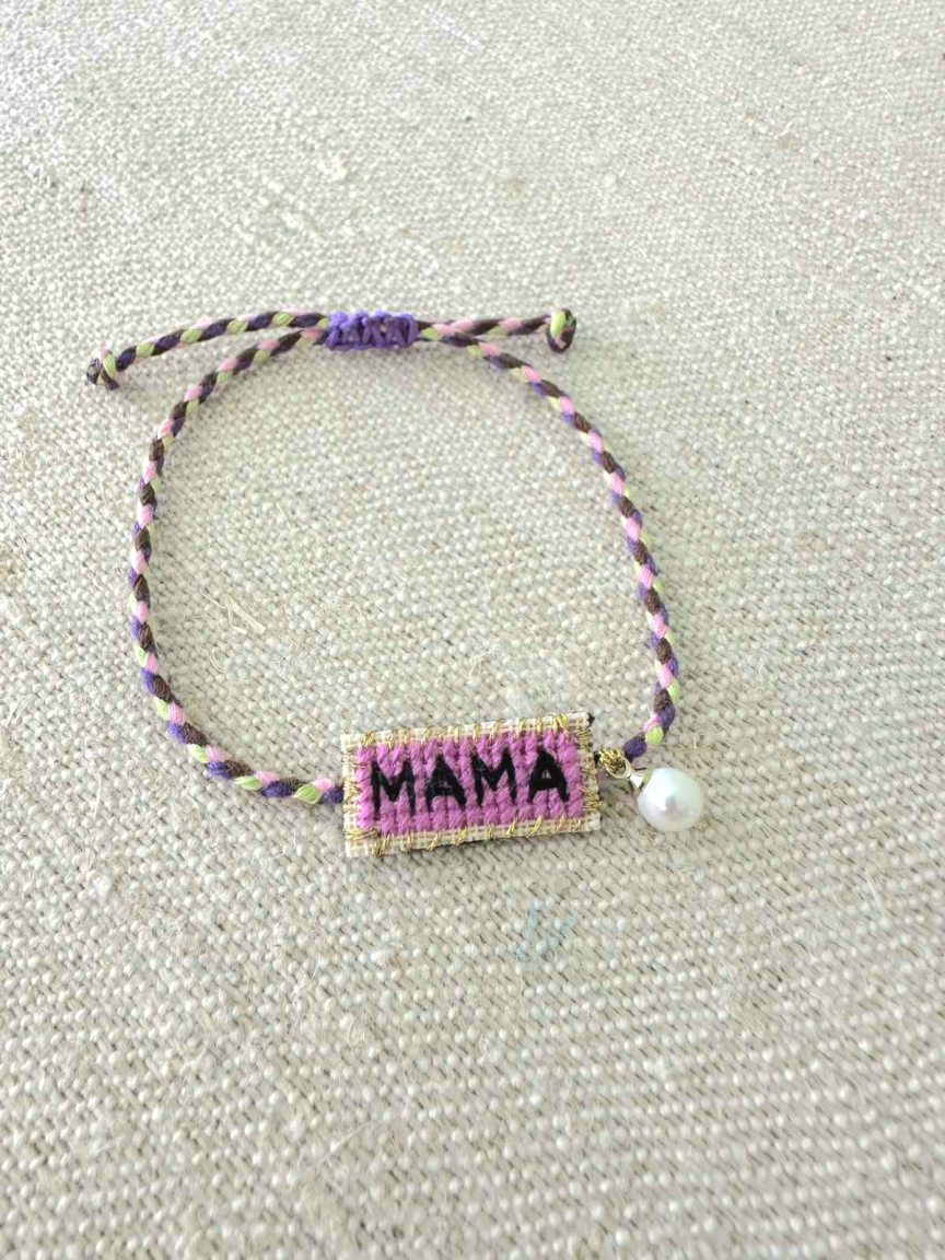Handmade pink bracelet "ΜΑΜΑ" 