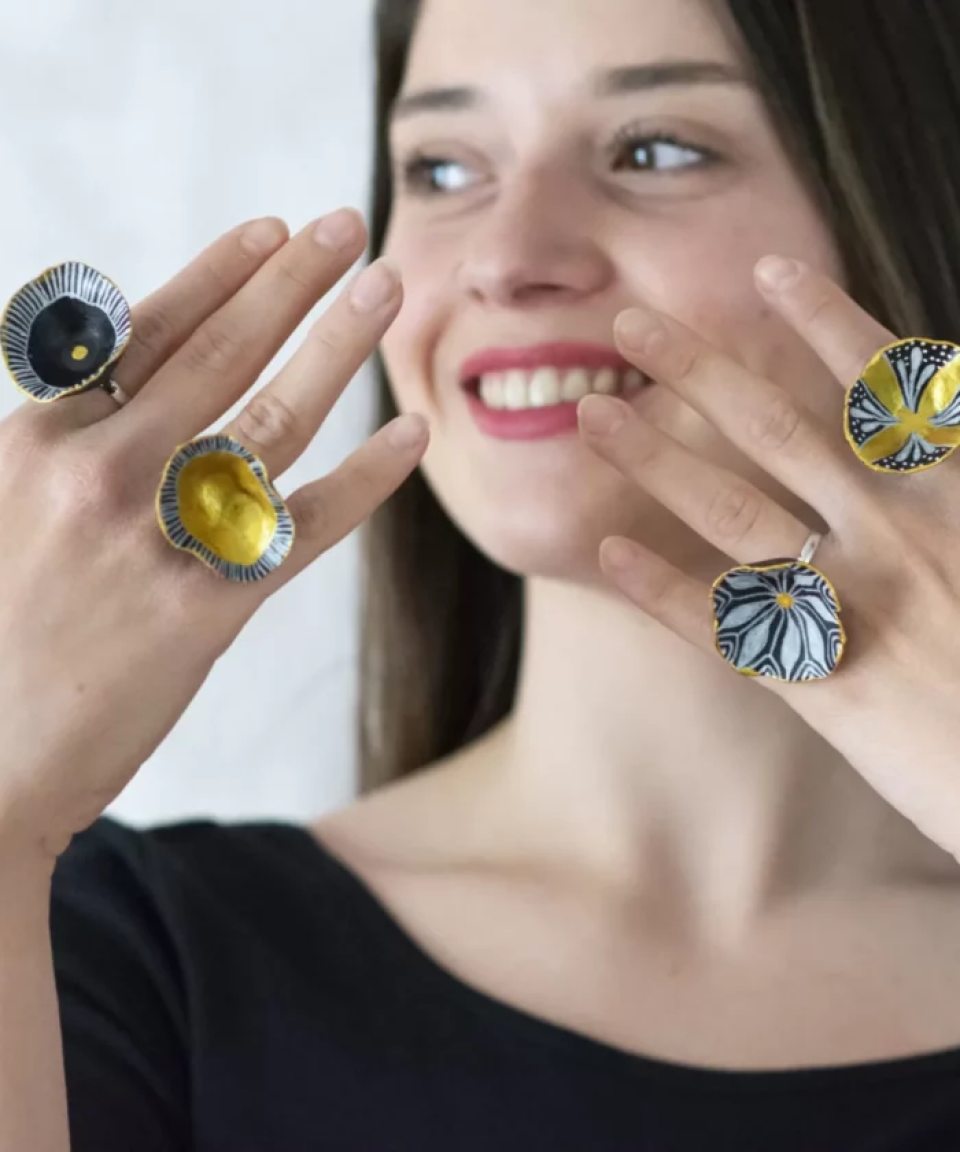 Handmade "Myrto" ring made of papier-mâché
