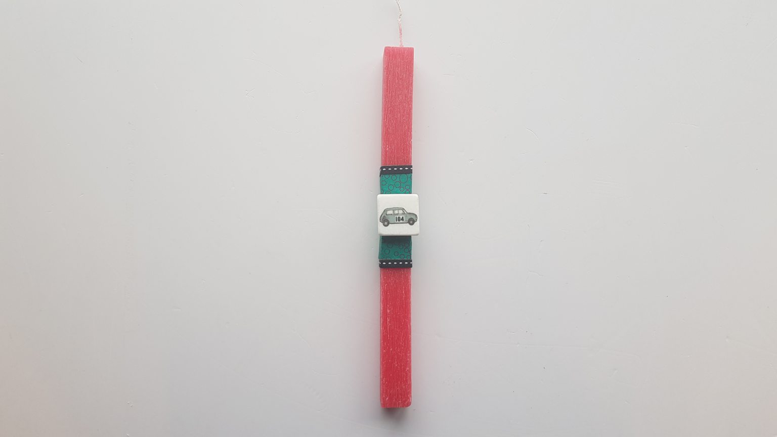 Bougie rouge faite main avec aimant pour voiture