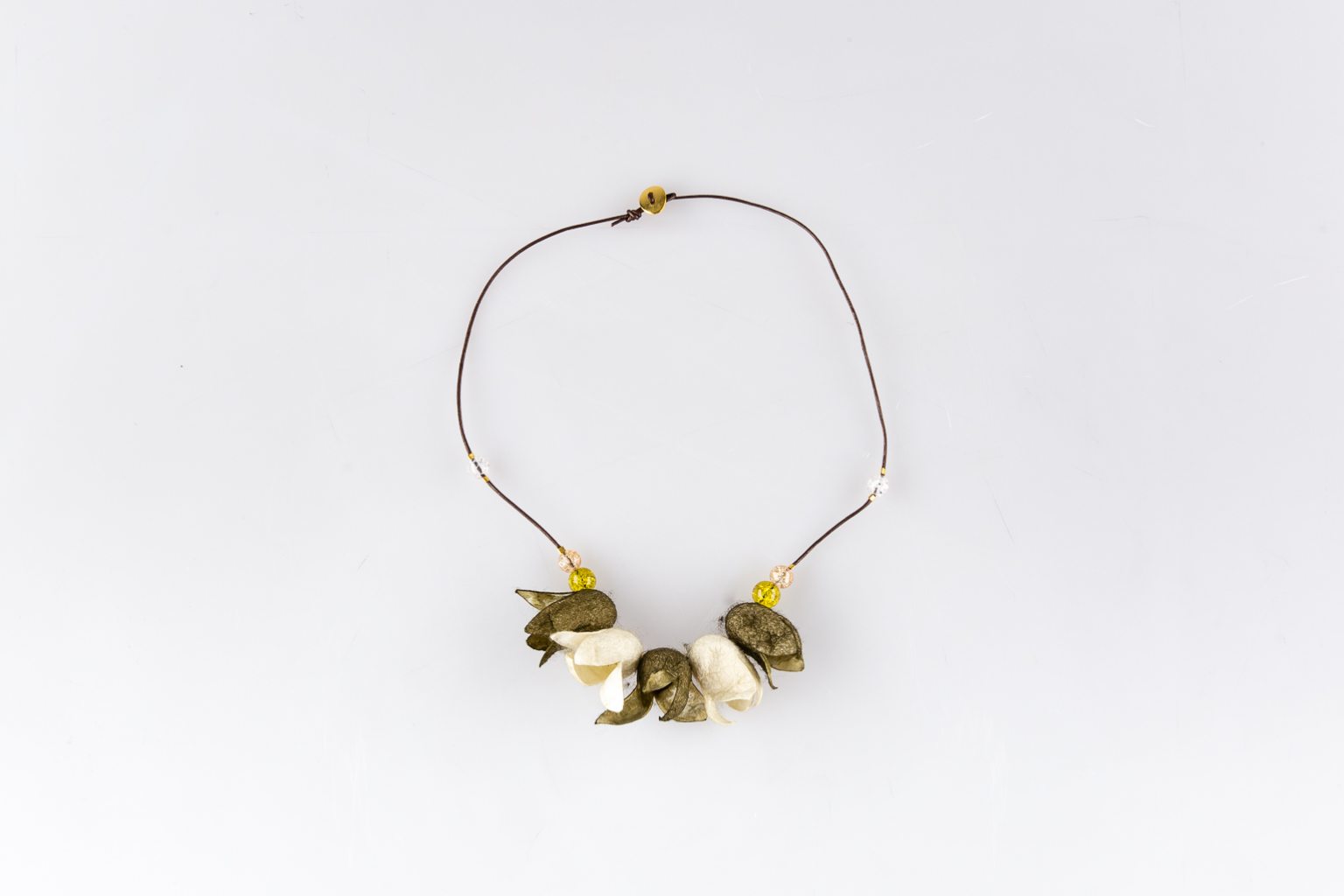 Necklace with olive-green silk lilies