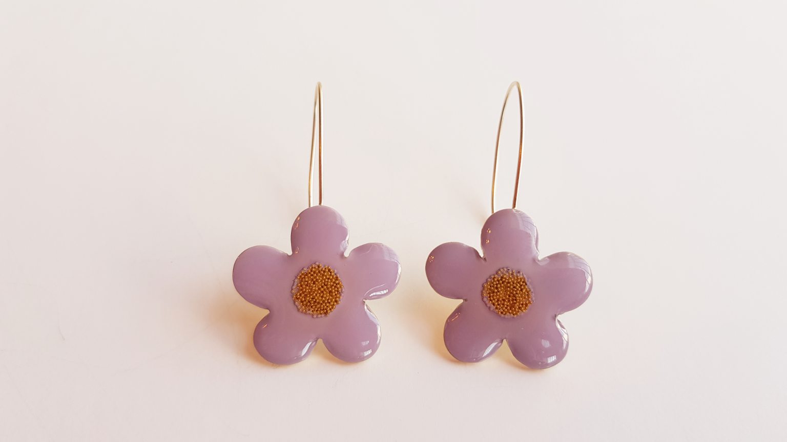 Boucles d'oreilles avec marguerite fleurs