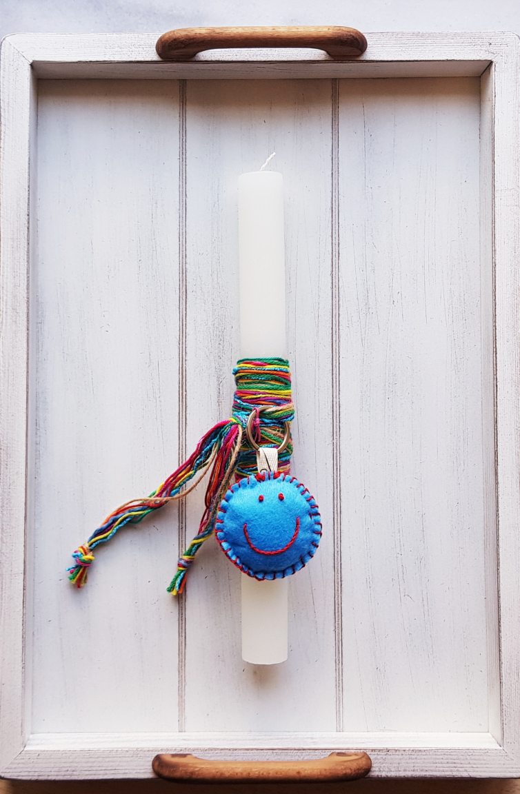 Easter candle with hand-embroidered turquoise keychain happy face