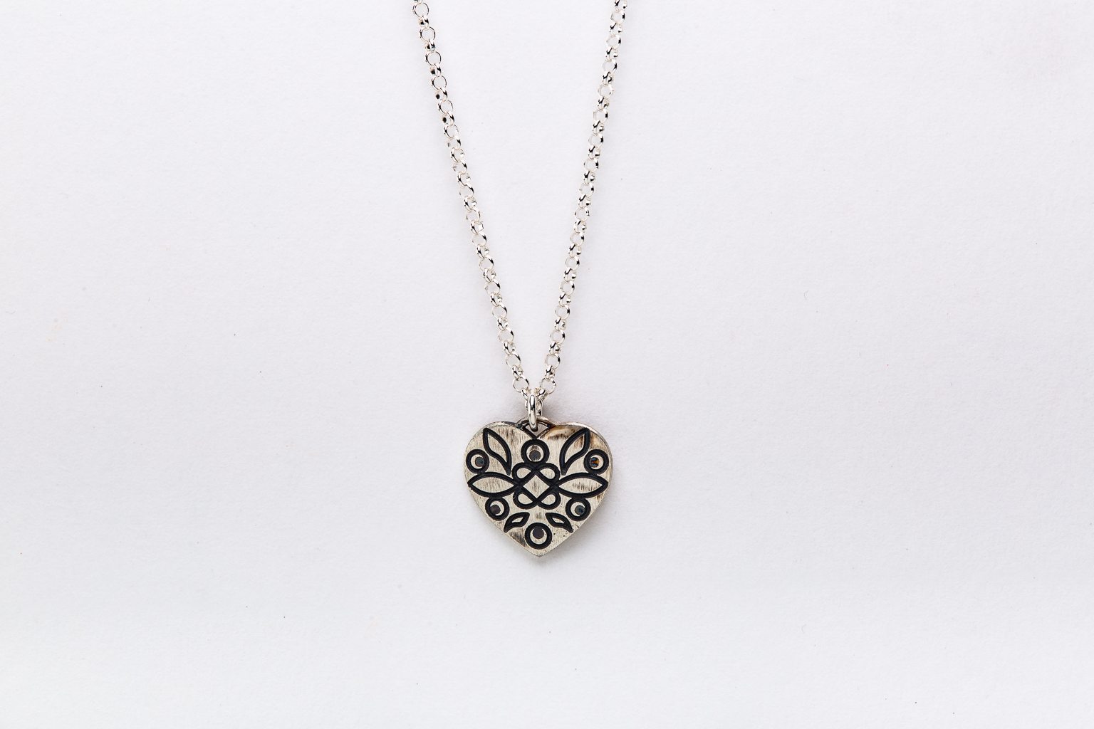 Silver heart necklace 
