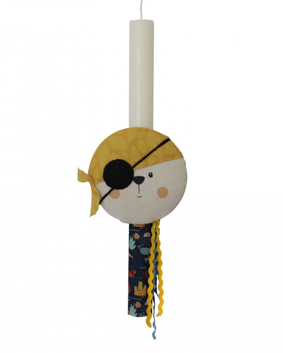 Bougie traditionelle de Pâques avec pirate