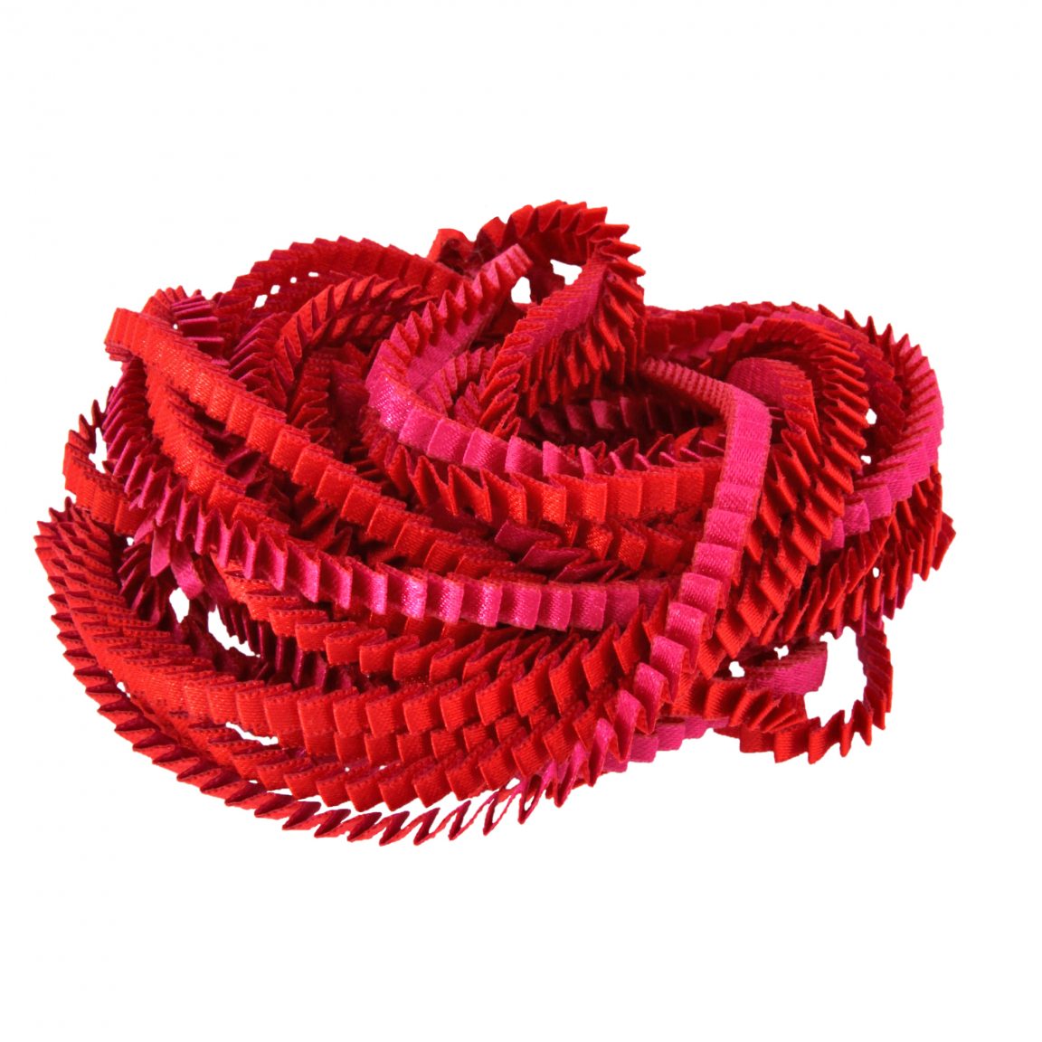 Collier en satin fuchsia et rouge