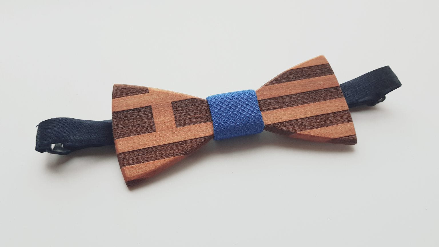 Greek flag bow-tie 