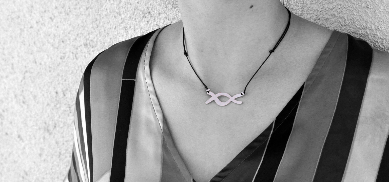 Silver-plated "XX" necklace