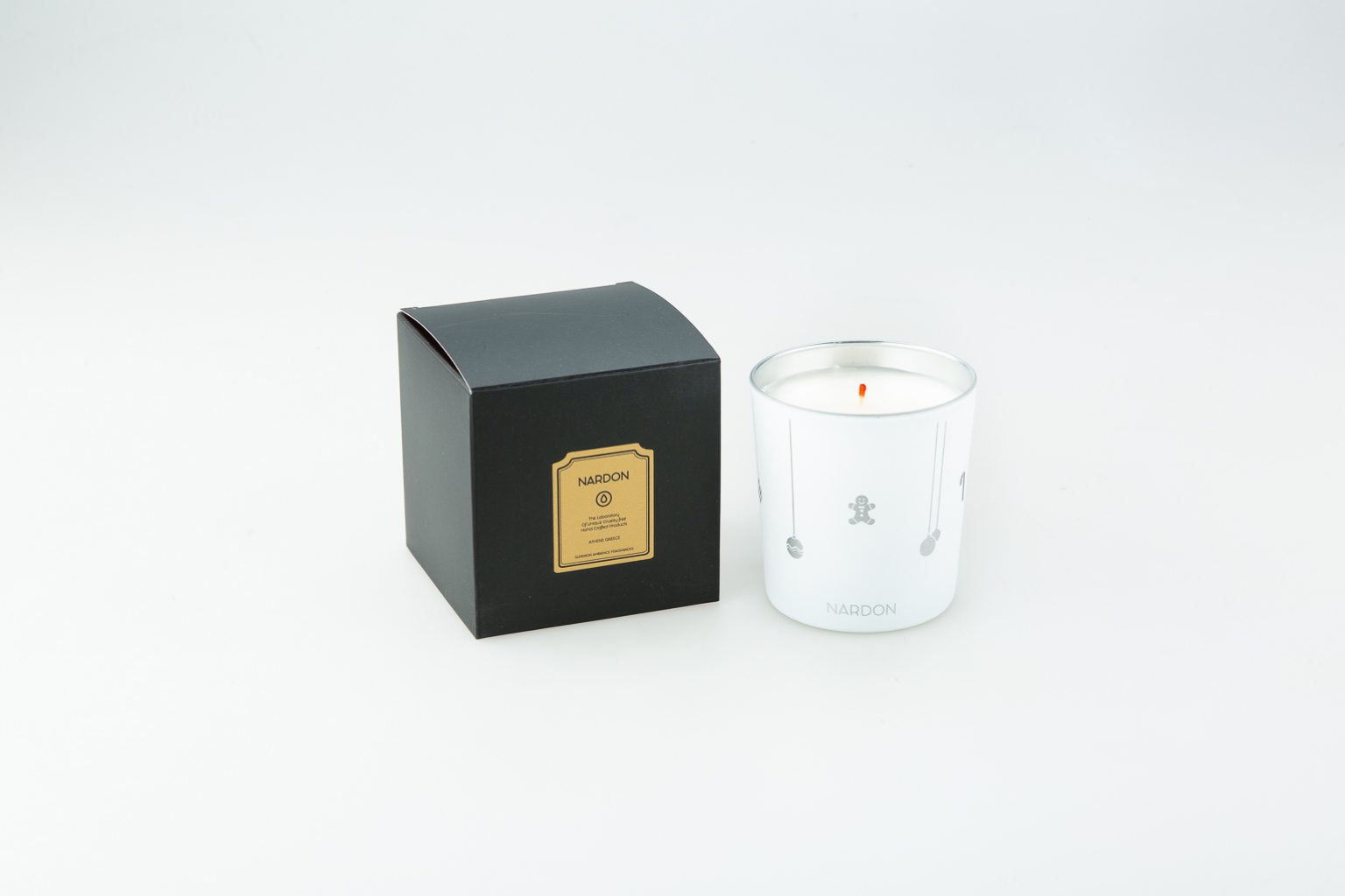 Frosted lake scented candle