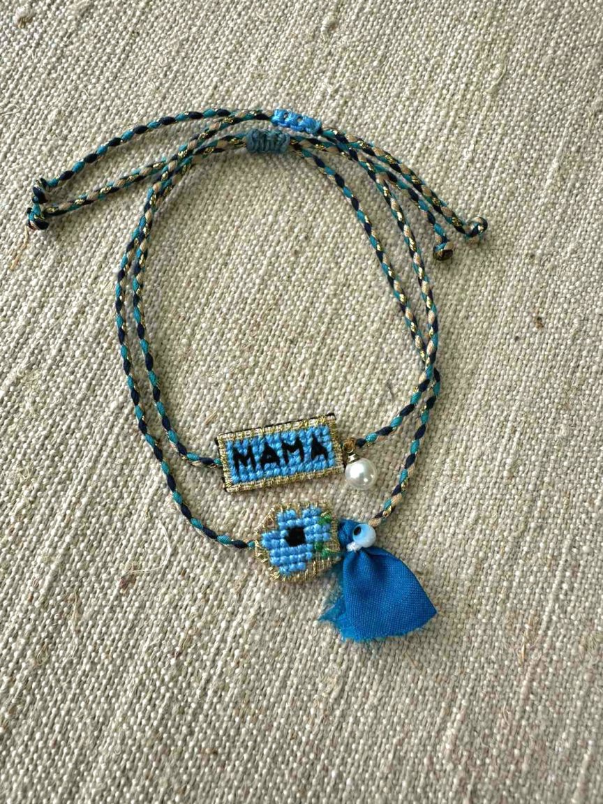 Embroidered blue bracelet “MAMA”
