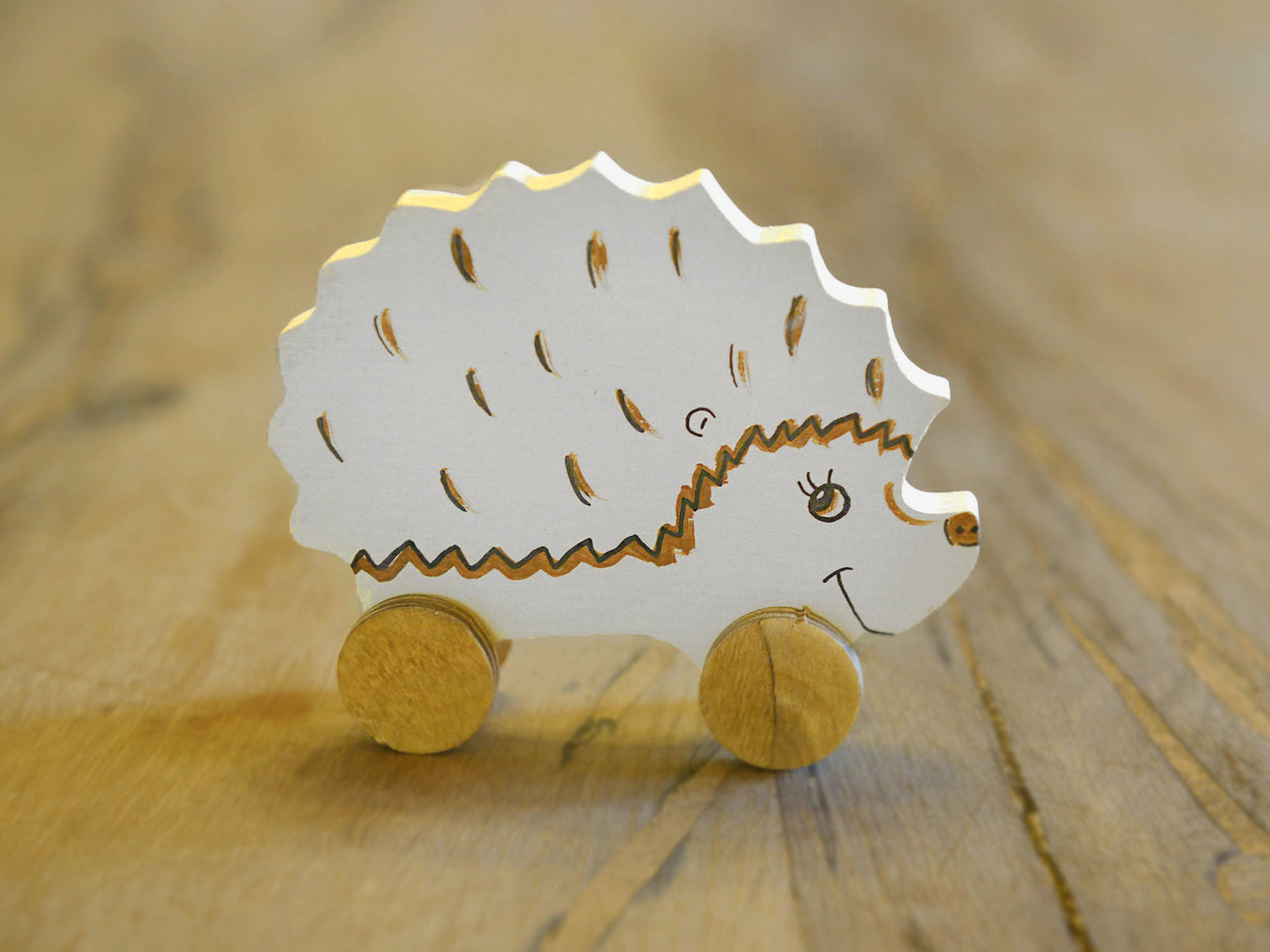 Porcupine wooden toy