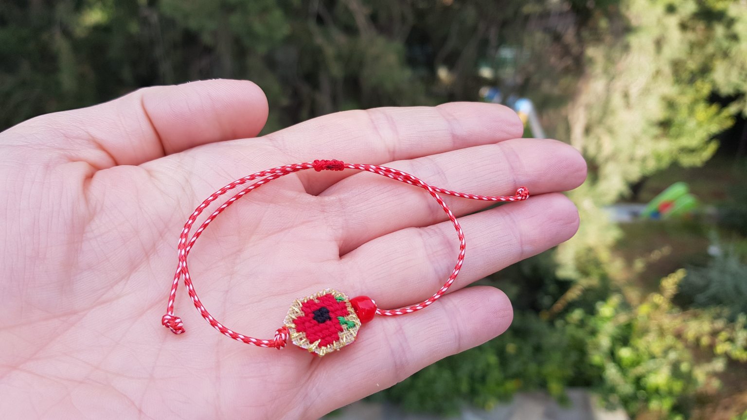 Red poppy "martis" bracelet