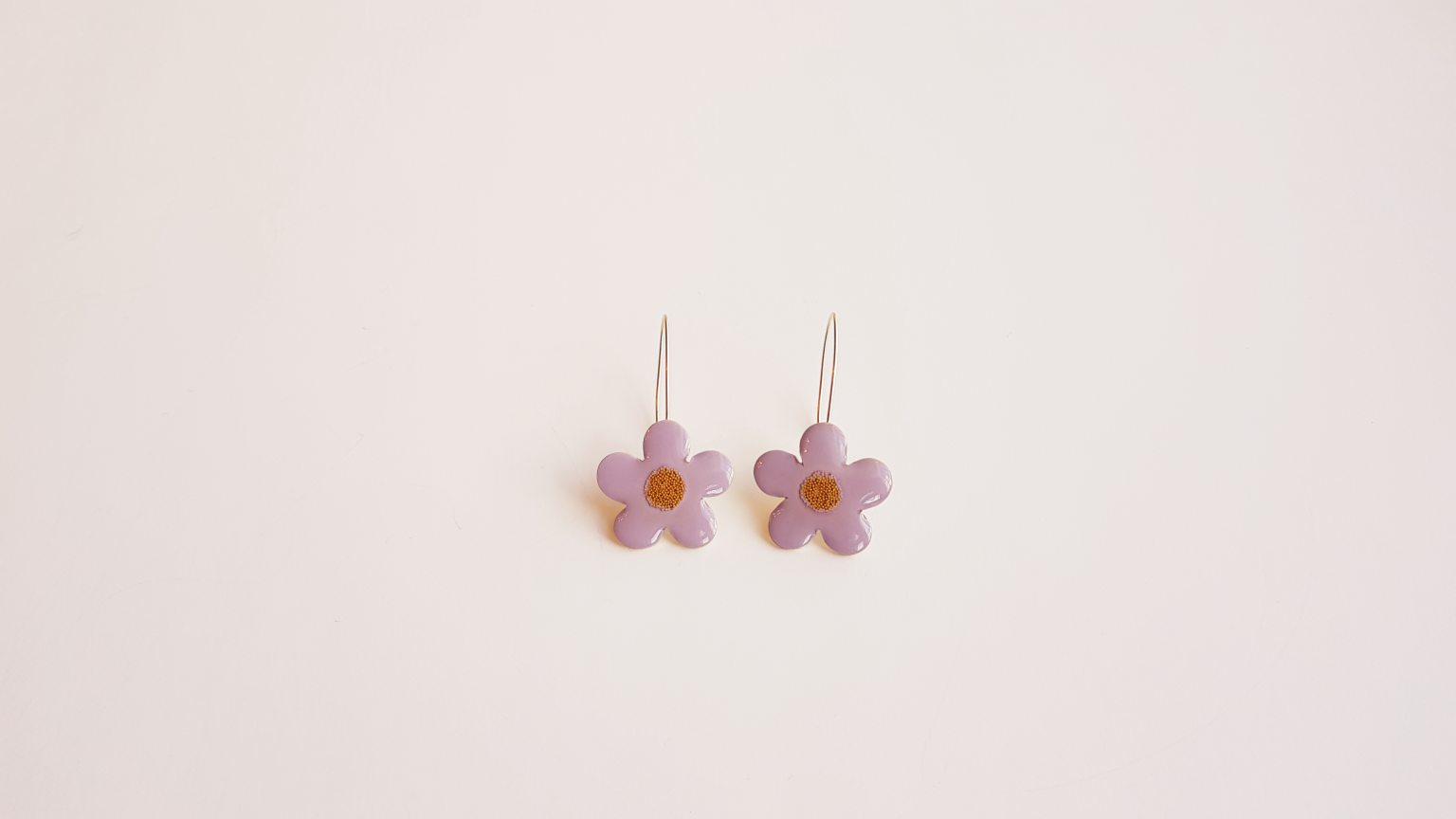 Boucles d'oreilles avec marguerite fleurs