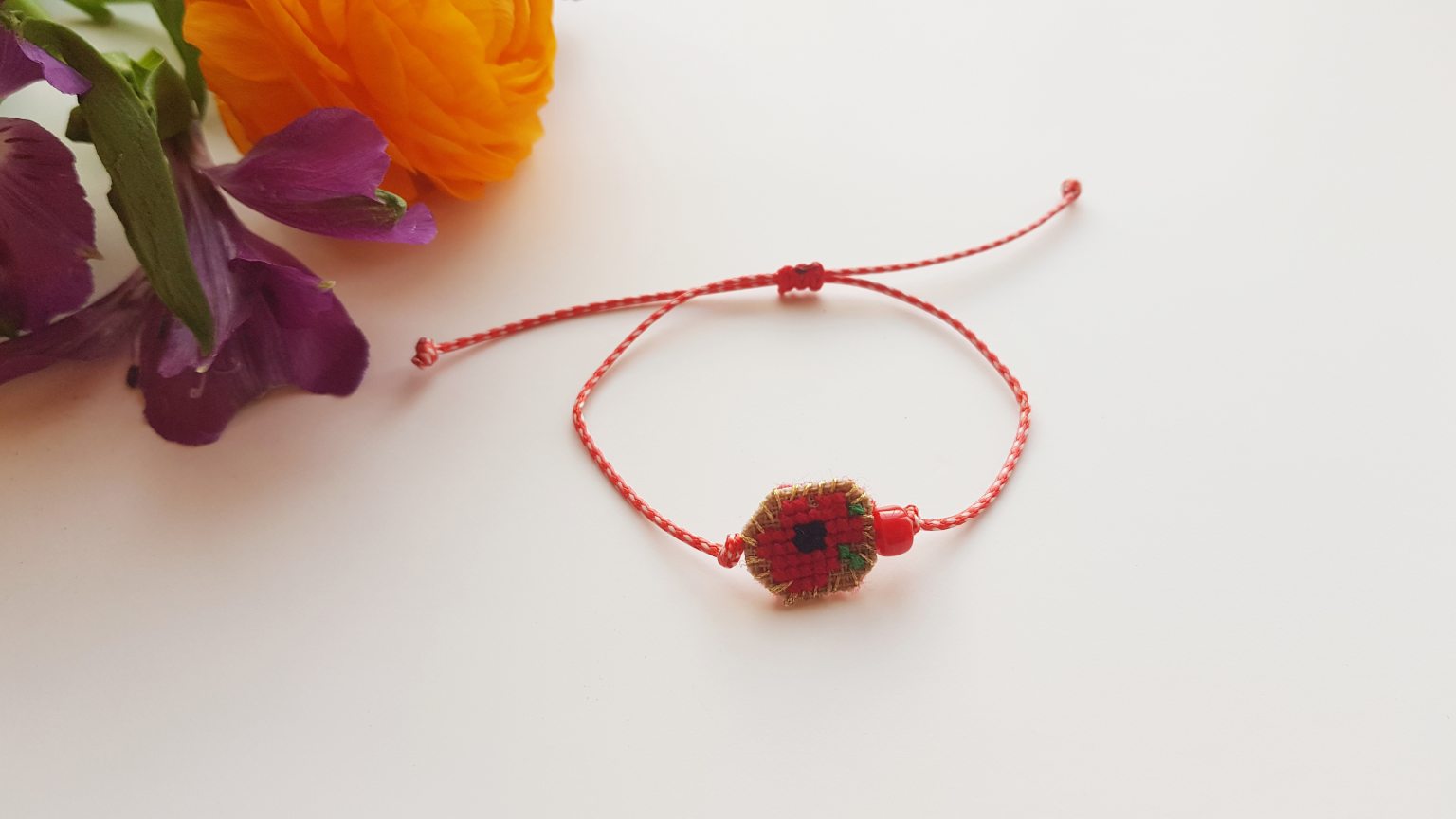 Red poppy "martis" bracelet