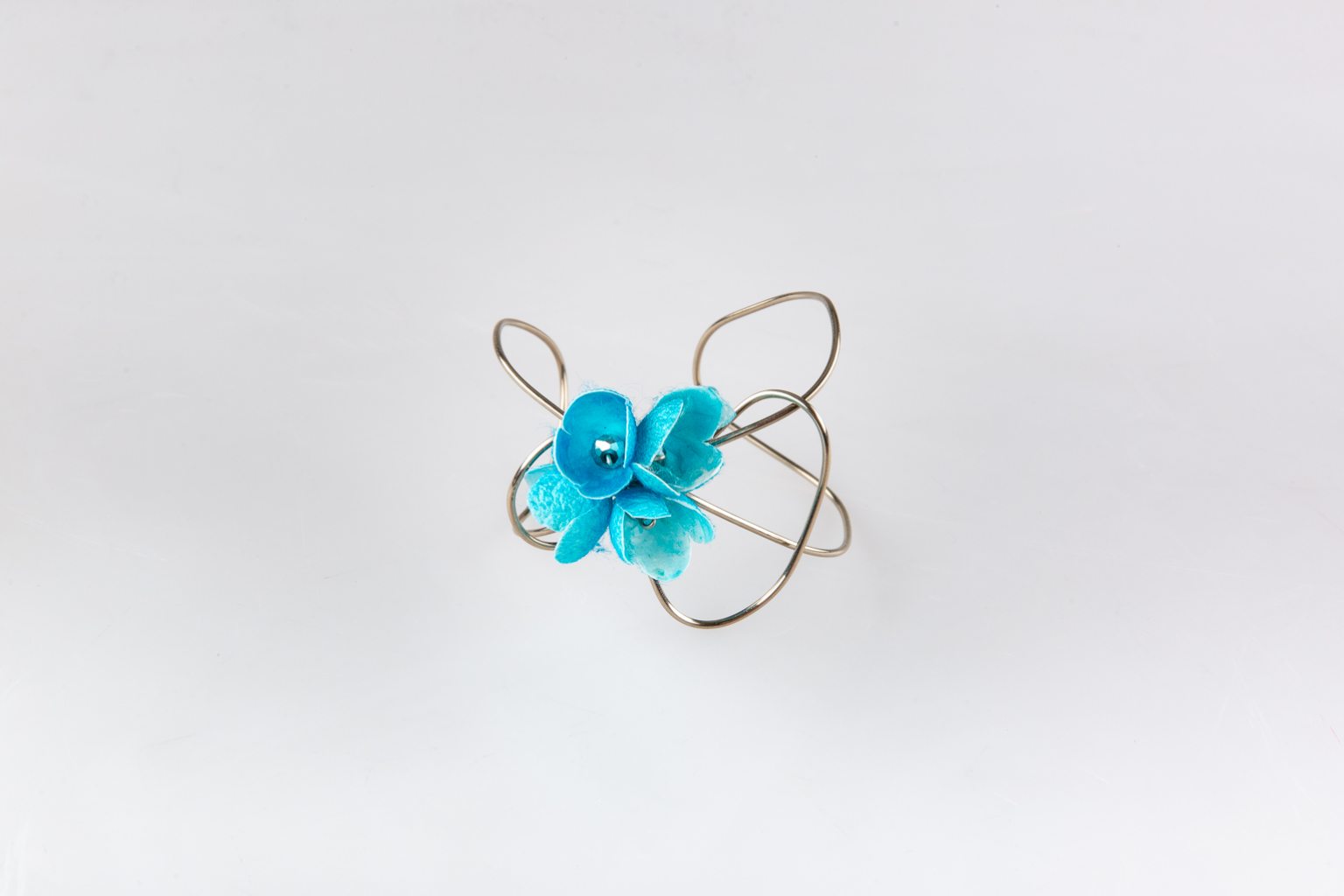 Cuff bracelet with turquoise silk poppies